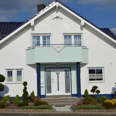 Ferienwohnung Am Park - Vulkanferien Plaidt Dış mekan fotoğraf